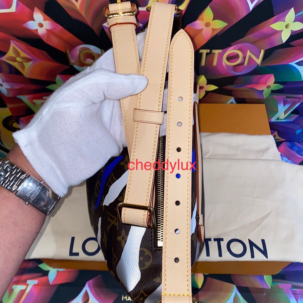 🦸‍♂️🦸‍♂️🦸‍♂️Authentic Louis Vuitton Bumbag League Of Legends Capsule Collec… - Picture 5 of 12